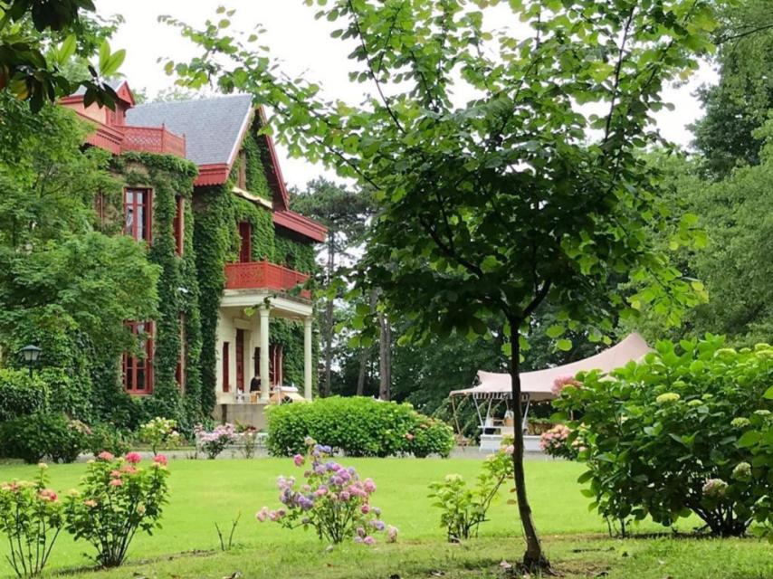 Jardines del palacio de Arbaizenea.