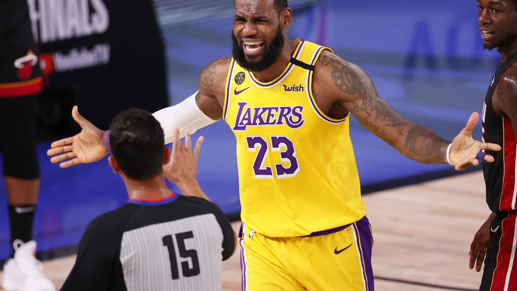 LeBron James, con Los Angeles Lakers durante las Finales
