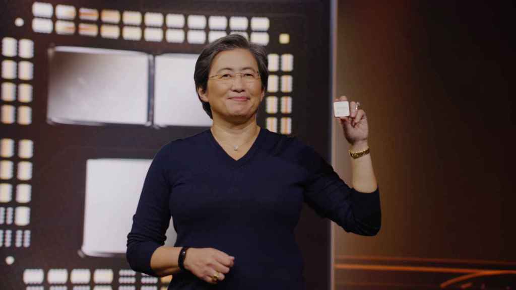 Lisa Su, CEO de AMD, con un nuevo procesador Ryzen 5000