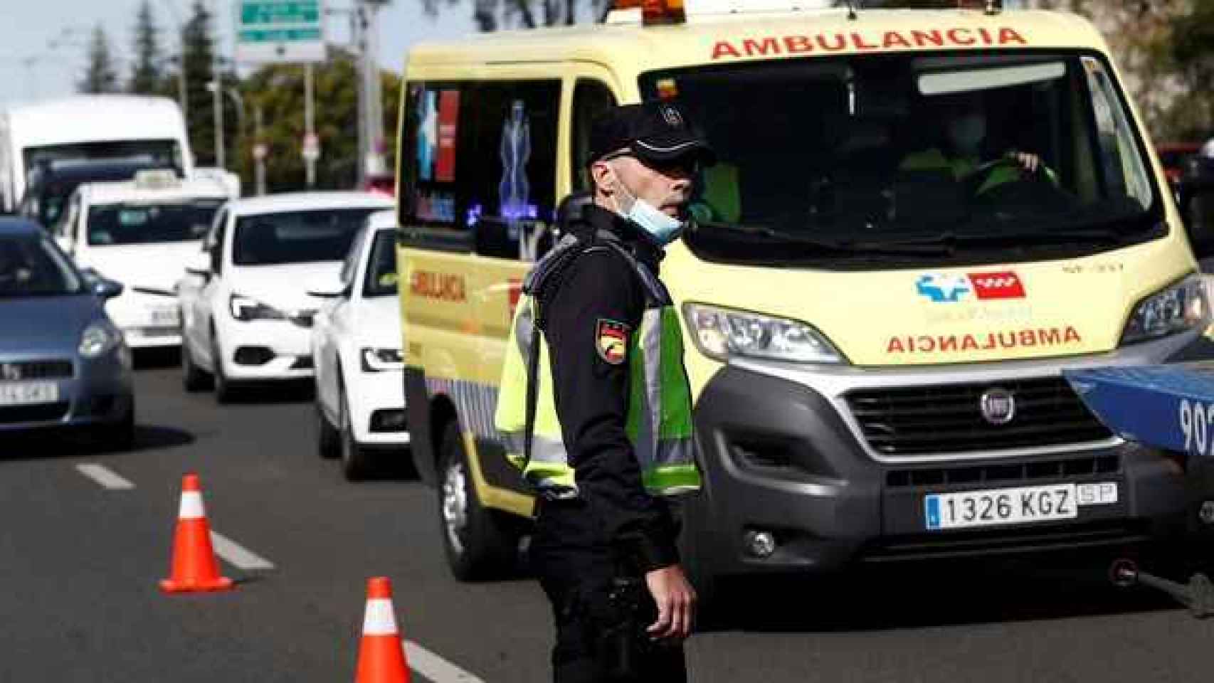 Controles policiales en Madrid durante las restricciones.