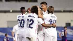 Los jugadores del Real Madrid celebran un tanto