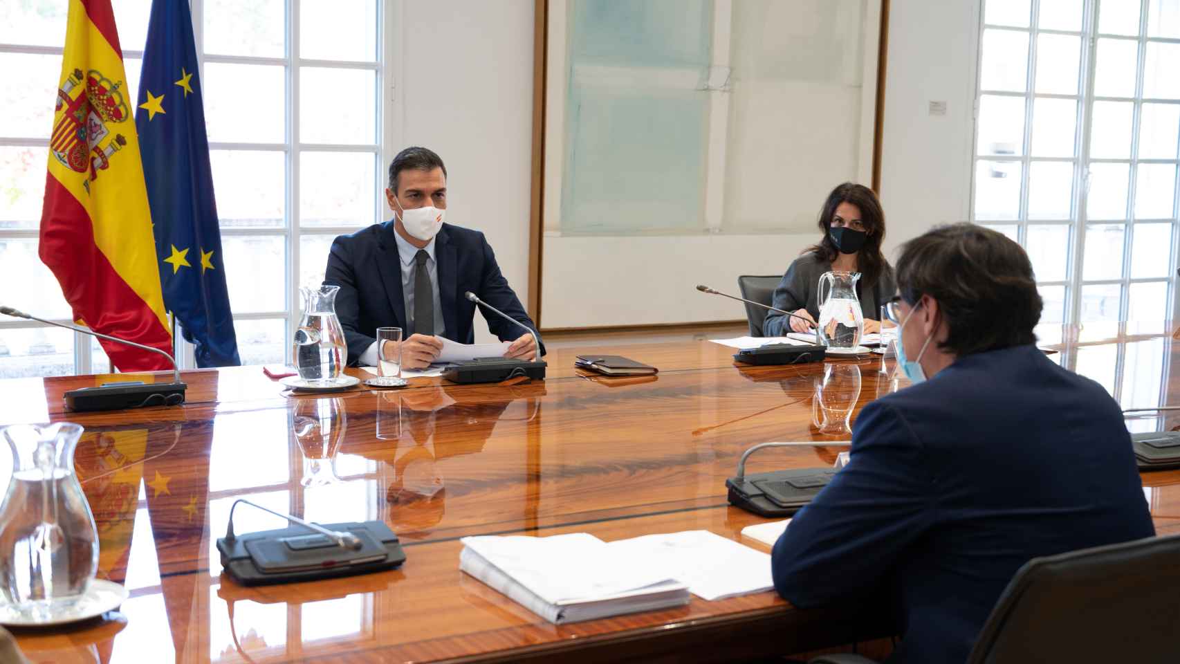 Pedro Sánchez y Salvador Illa, en el Comité de Seguimiento del Coronavirus, en Moncloa.