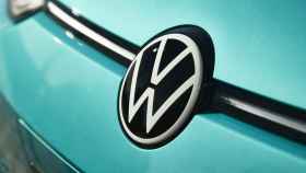 Logo de Volkswagen en uno de los nuevos modelos.