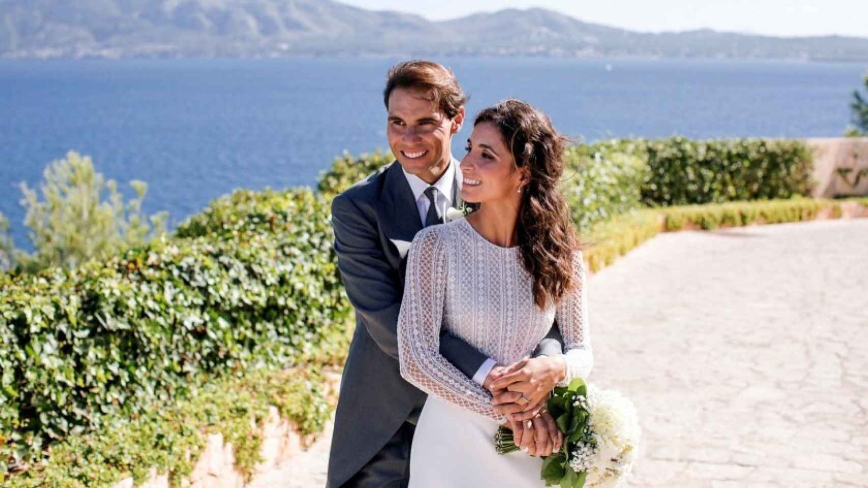 Rafa y Xisca, en una de las fotos oficiales de su boda.