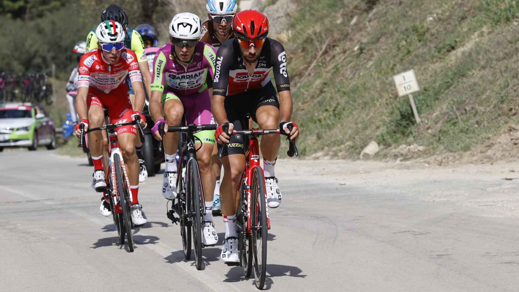 Thomas De Gendt al frente de una fuga en el Giro