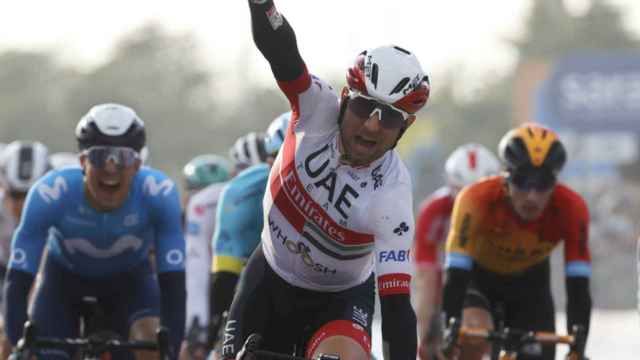 Diego Ulissi celebra su segunda victoria en el Giro 2020