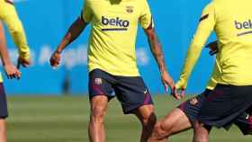 Kike Saverio en un entrenamiento con el FC Barcelona