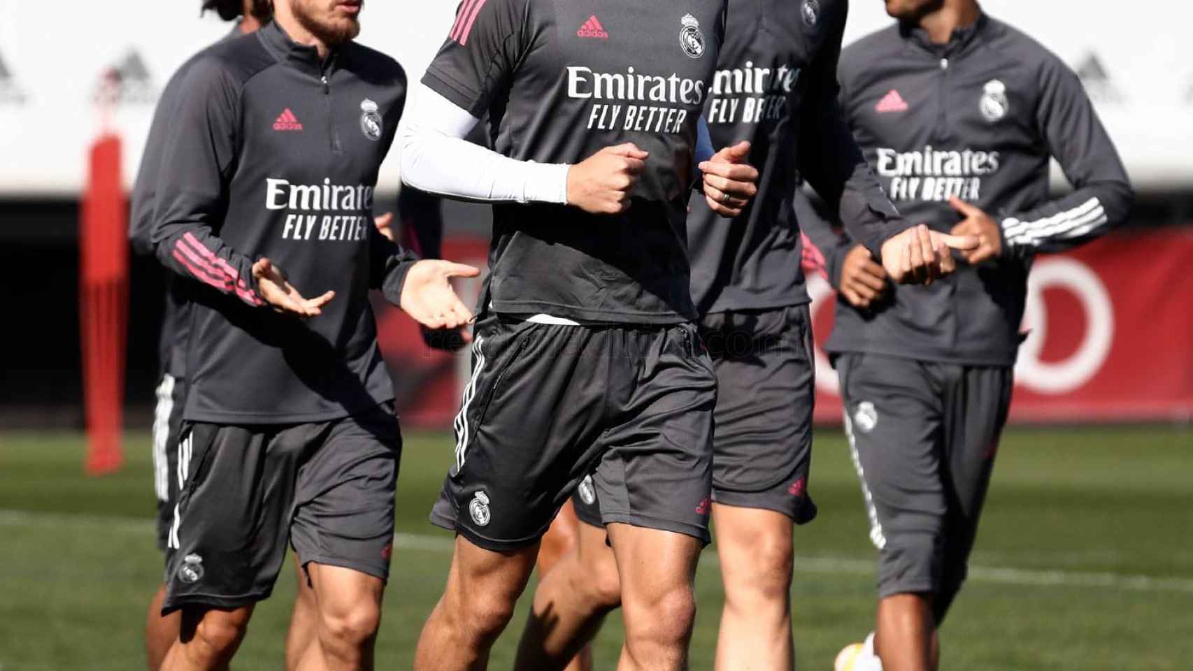 Modric, Kroos, Courtois y Asensio en el entrenamiento del Madrid
