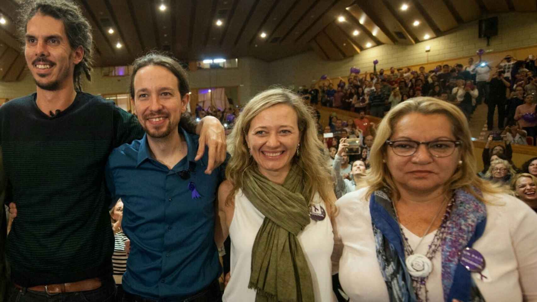Alberto Rodríguez, Pablo Iglesias y -las electas por Canarias- Victoria Rosell y Meri Pita.