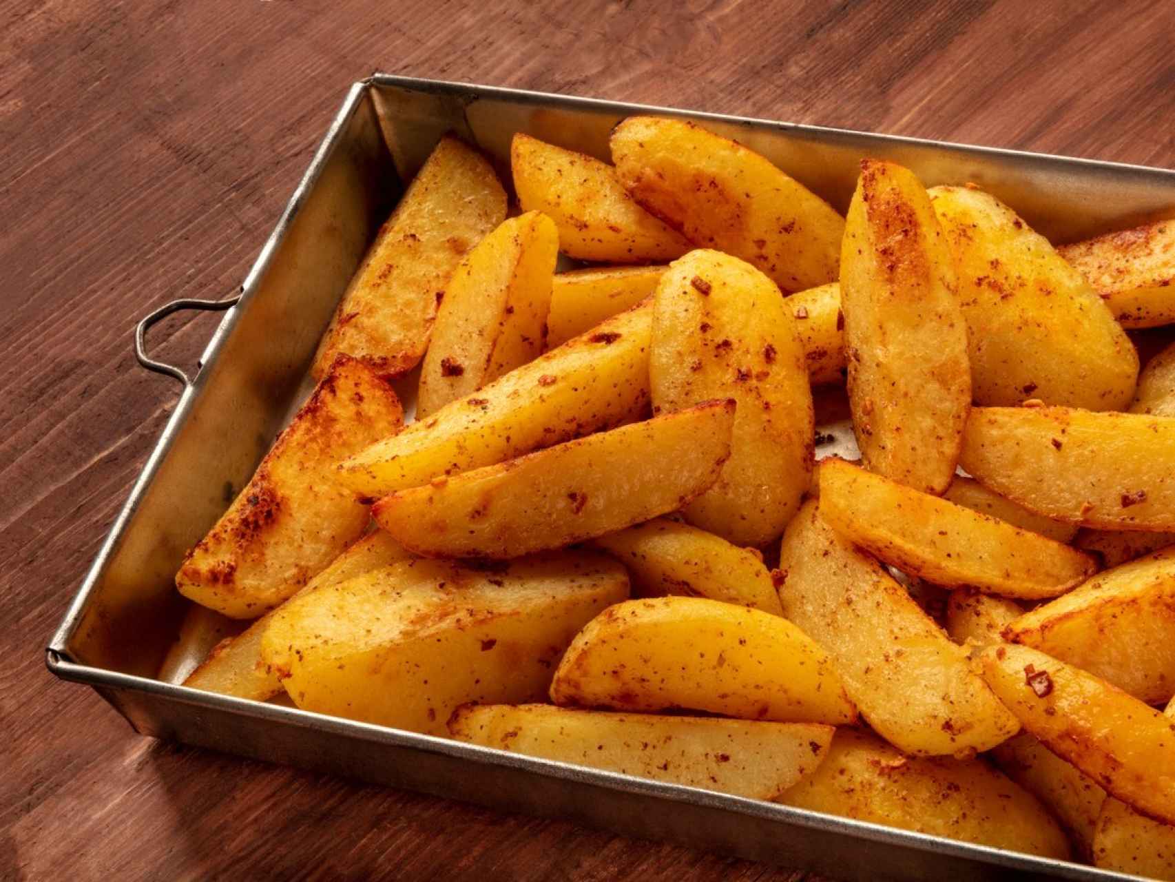 Patatas gajo al horno, receta igual de rica pero con menos calorías