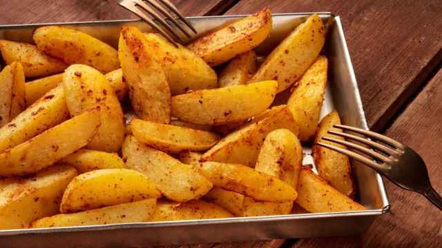 Patatas gajo al horno,  receta igual de rica pero con menos calorías