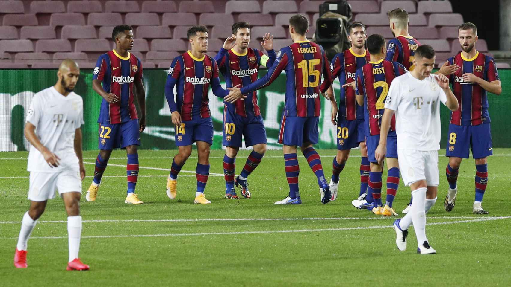 Celebración de los jugadores del Barça por el gol de Messi en la Champions League 2020/2021