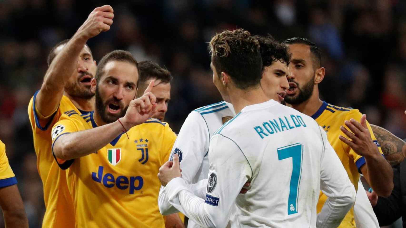 Higuaín y Cristiano Ronaldo durante el Real Madrid - Juventus de 2018