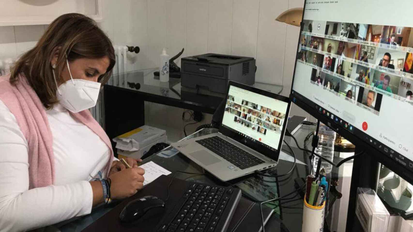 La presidenta de la FEMP-CLM y alcaldesa de Talavera, Tita García Élez, en la videoconferencia