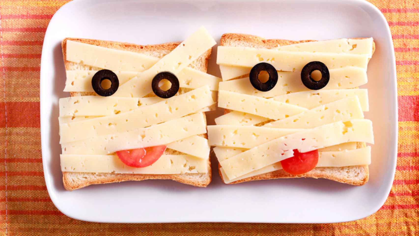 Cómo preparar sándwiches para Halloween