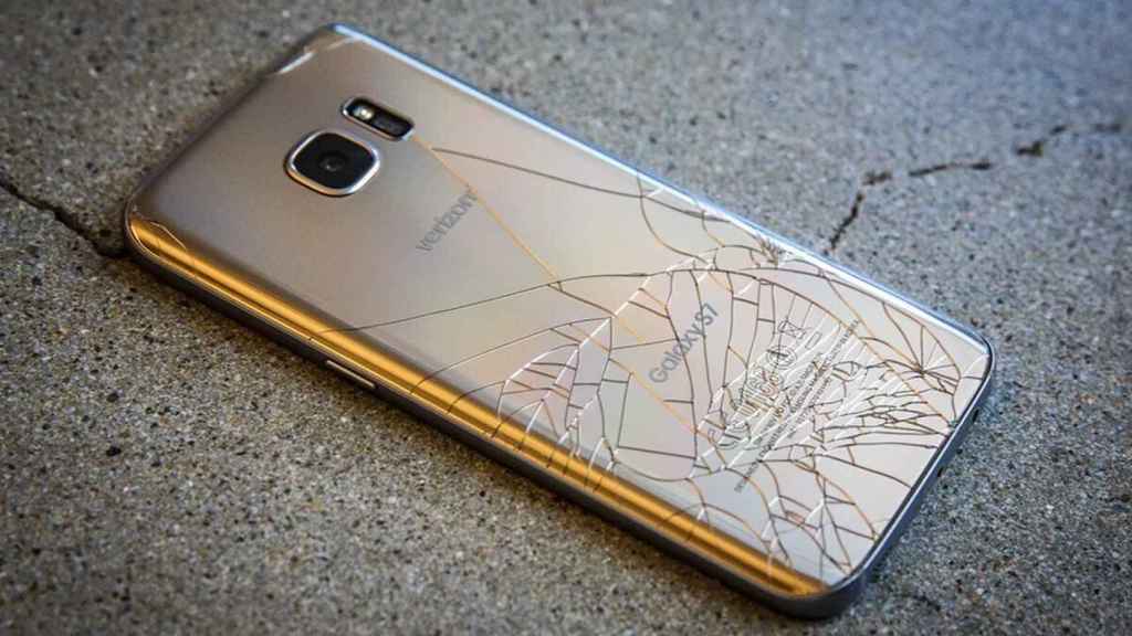 Un Samsung Galaxy roto.