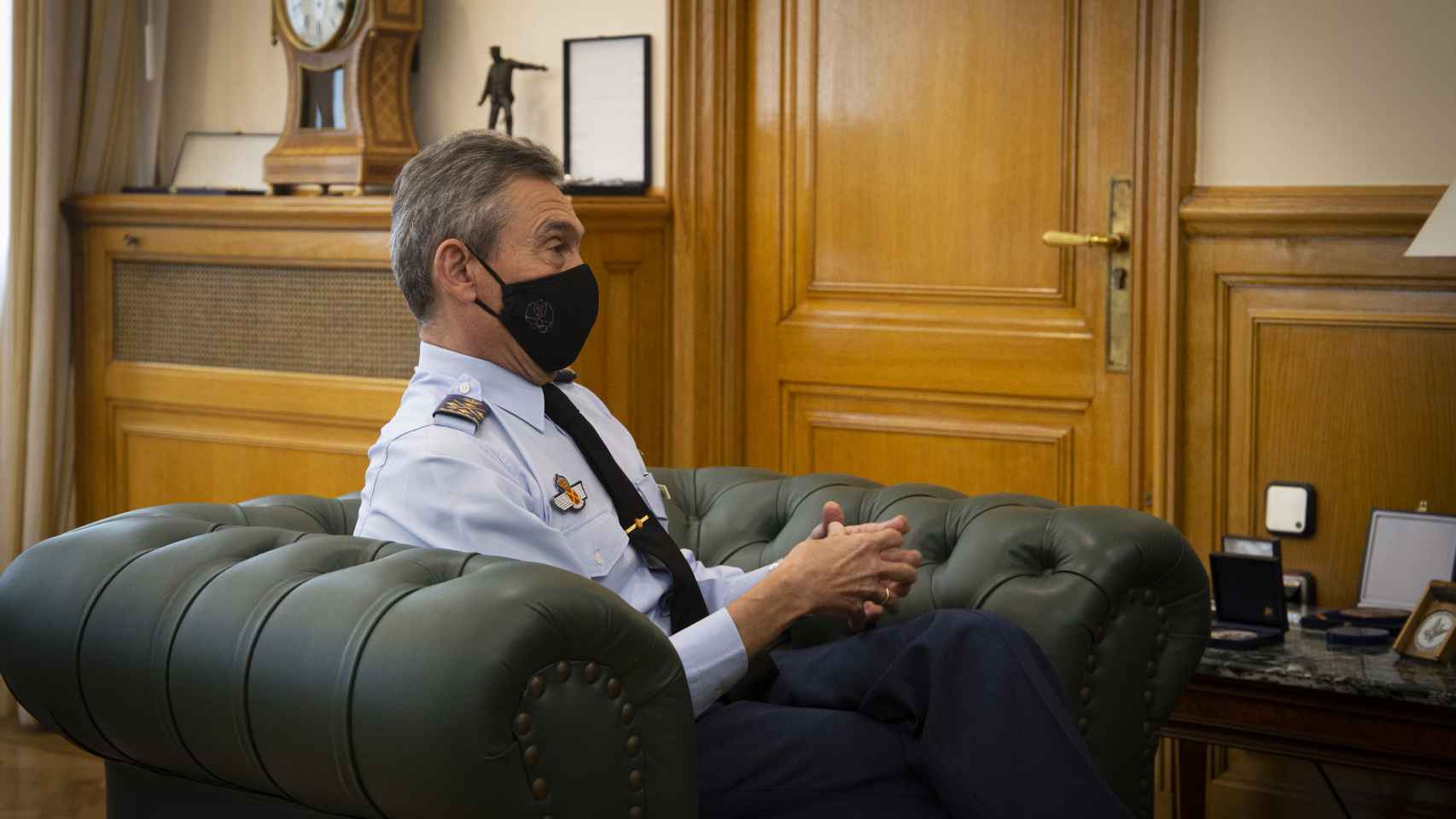 El JEMAD, en su despacho, durante la entrevista con EL ESPAÑOL.