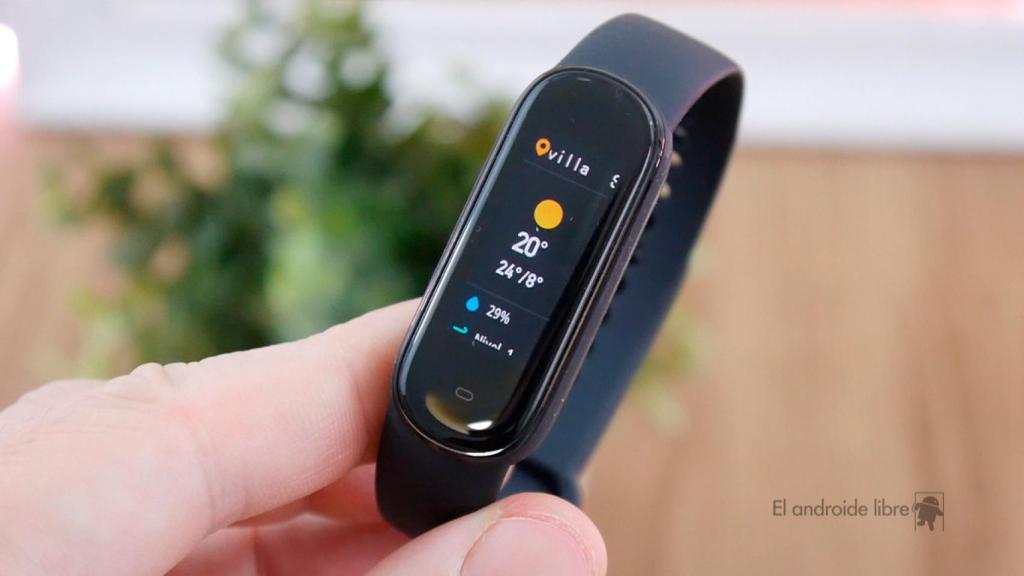 Amazfit Band 5: a bracelet with voice assistant