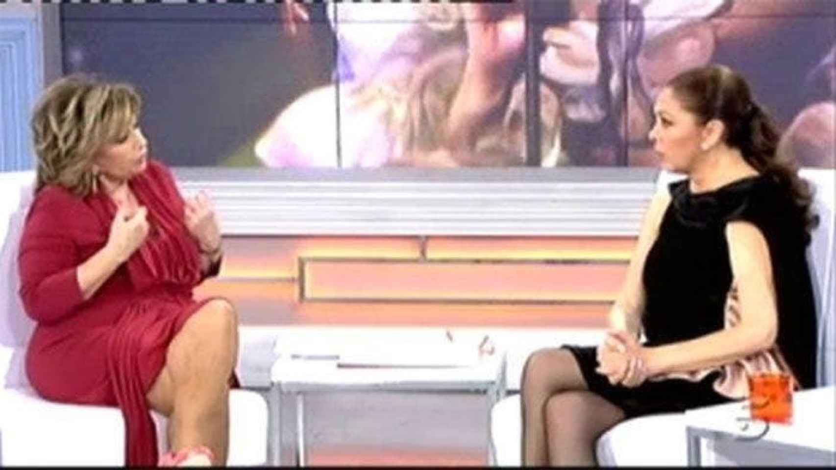 María Teresa Campos e Isabel Pantoja en la entrevista en 'Qué tiempo tan feliz'.