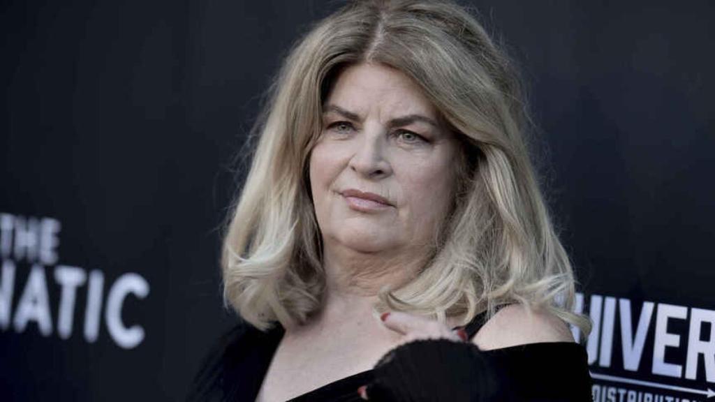 Kirstie Allie apoya a Trump por no proceder del ámbito político.