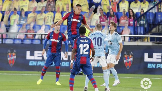 Disputa aérea en el Levante - Celta