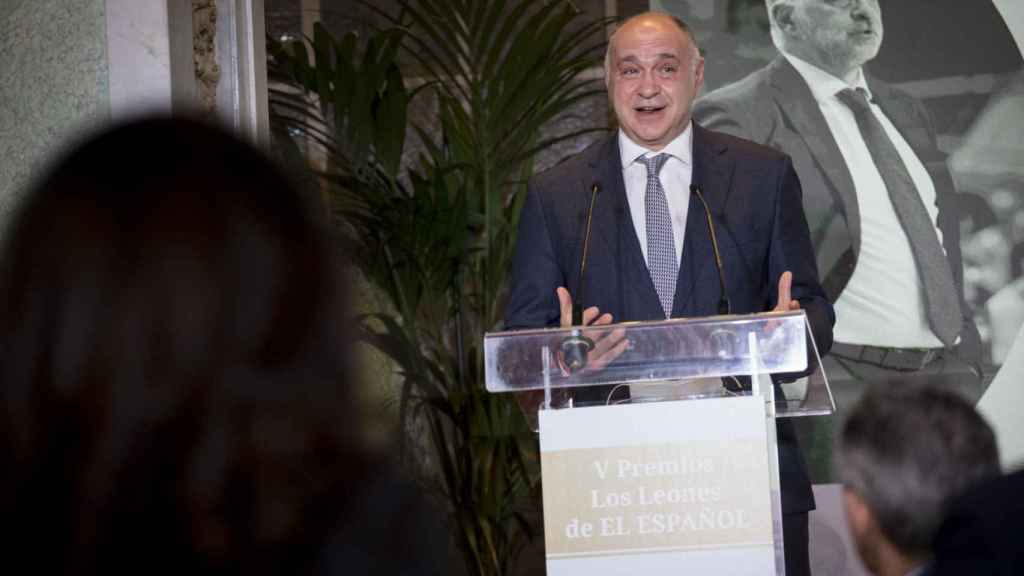 Pablo Laso durante su discurso tras recibir el León 2020 del deporte.