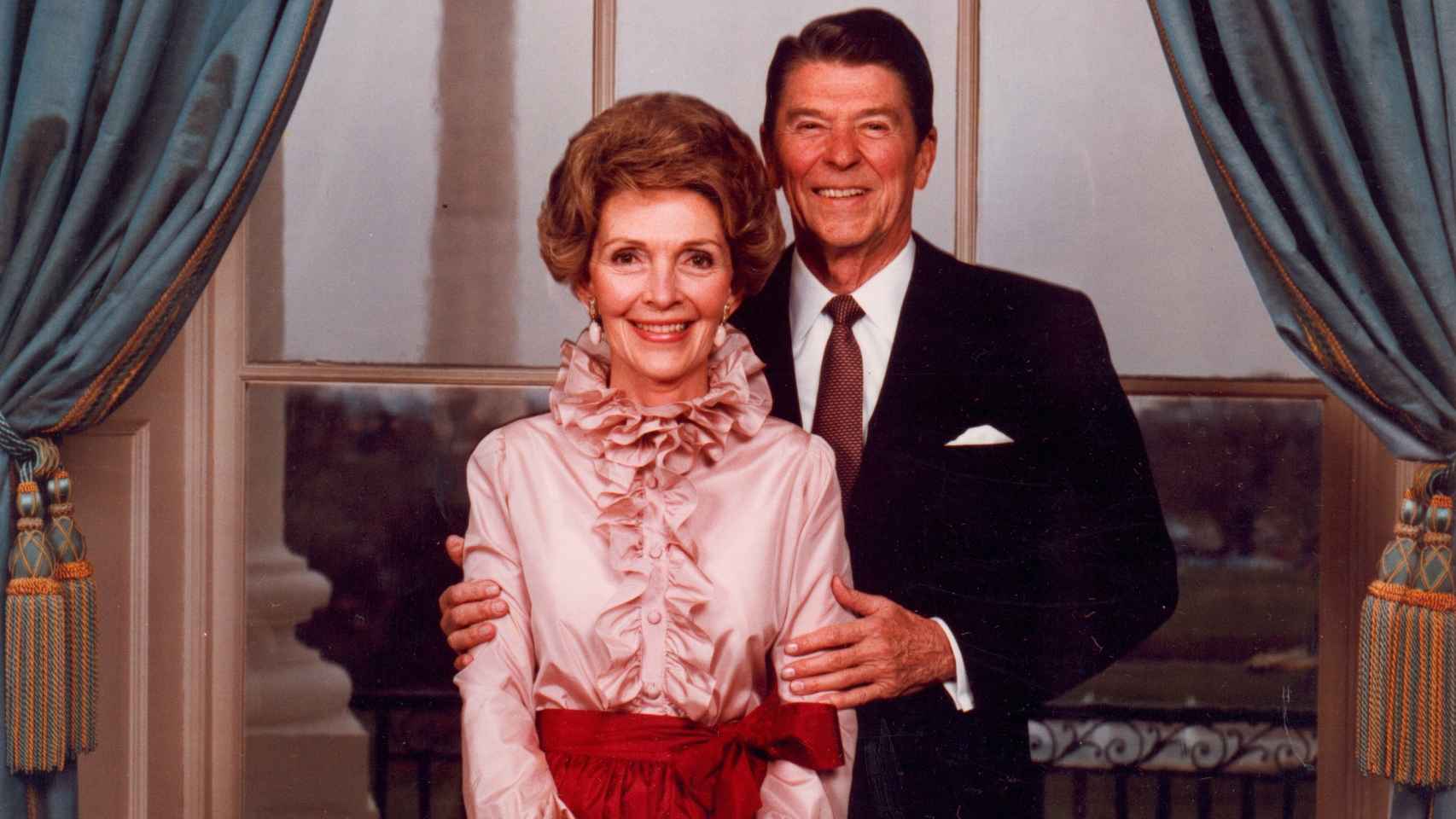 Nancy Reagan impregnó la Casa Blanca de glamour hollywoodiense.