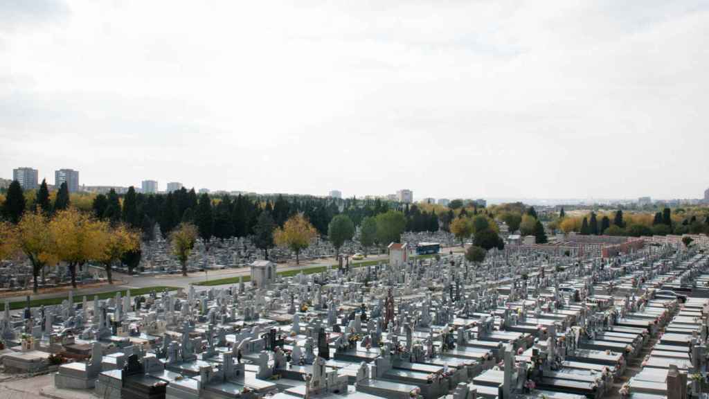 Vista general del cementerio de la Almudena, Madrid.