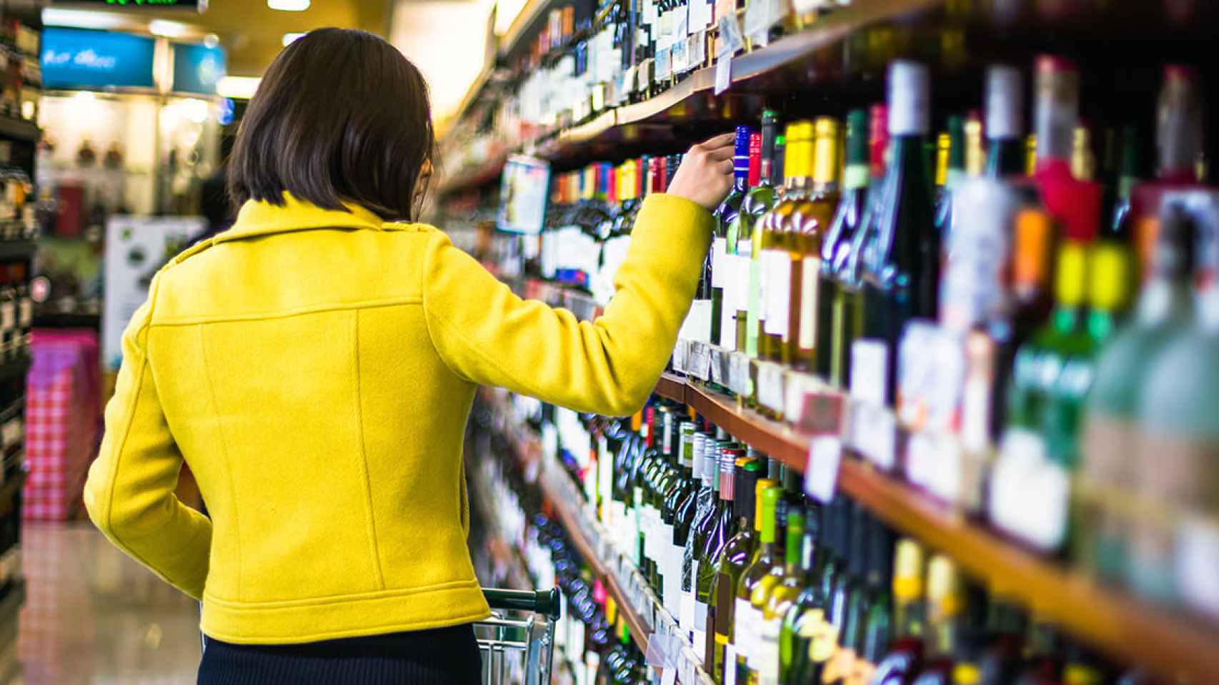 La compra de vino en supermercados también ha aumentado.