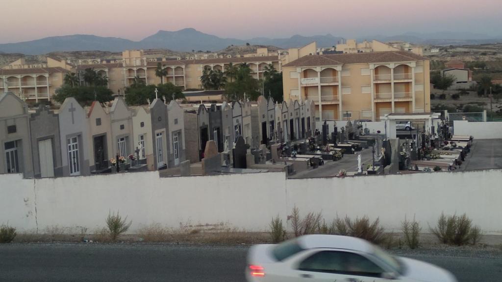 El Cementerio de Campos del Río permanecerá cerrado el Día de Todos los Santos a causa de un brote de coronavirus.