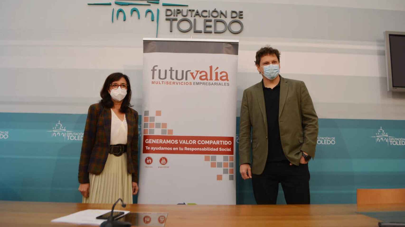 Ana Gómez y Andrés Martínez, este viernes en la Diputación de Toledo