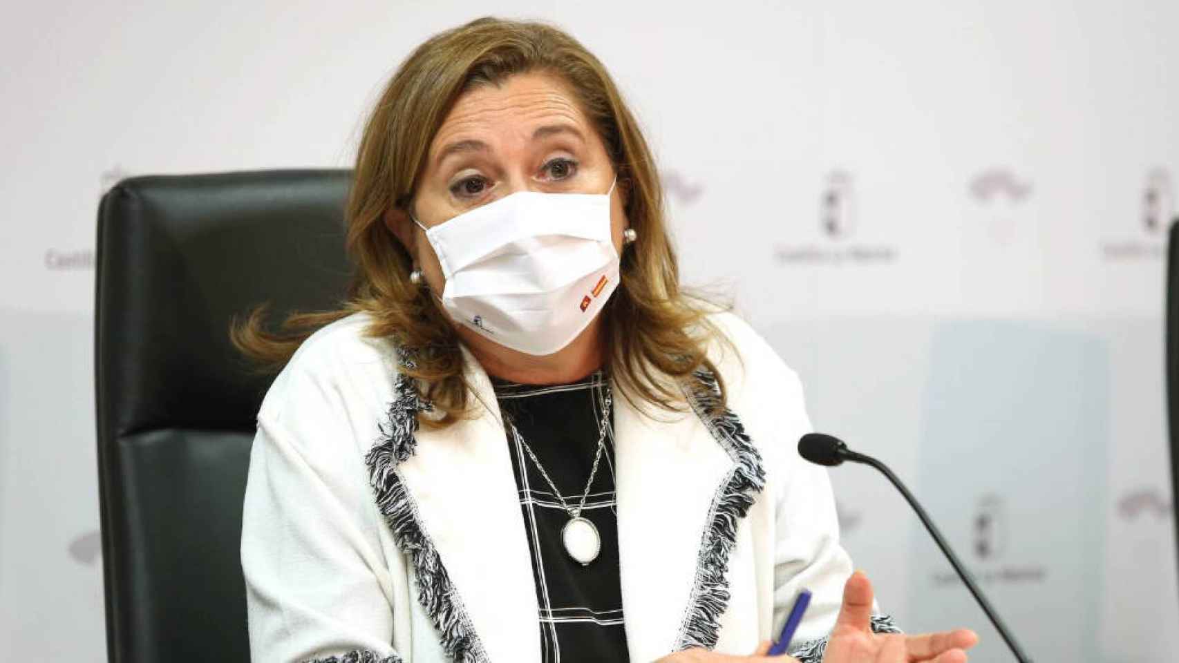 La consejera de Educación de Castilla-La Mancha, Rosana Rodríguez, este lunes en comparecencia de prensa. Foto: Óscar Huertas