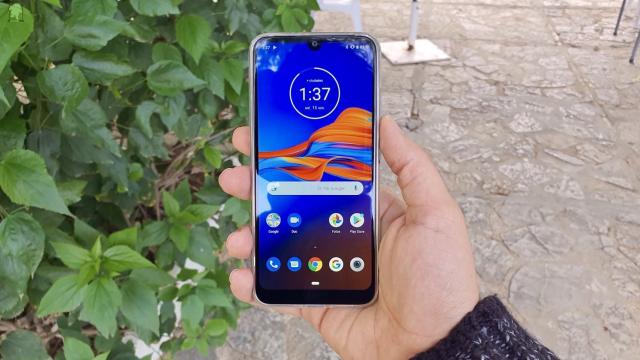 Android puro y batería extraíble por 89 euros: Motorola Moto E6 Plus en Amazon España