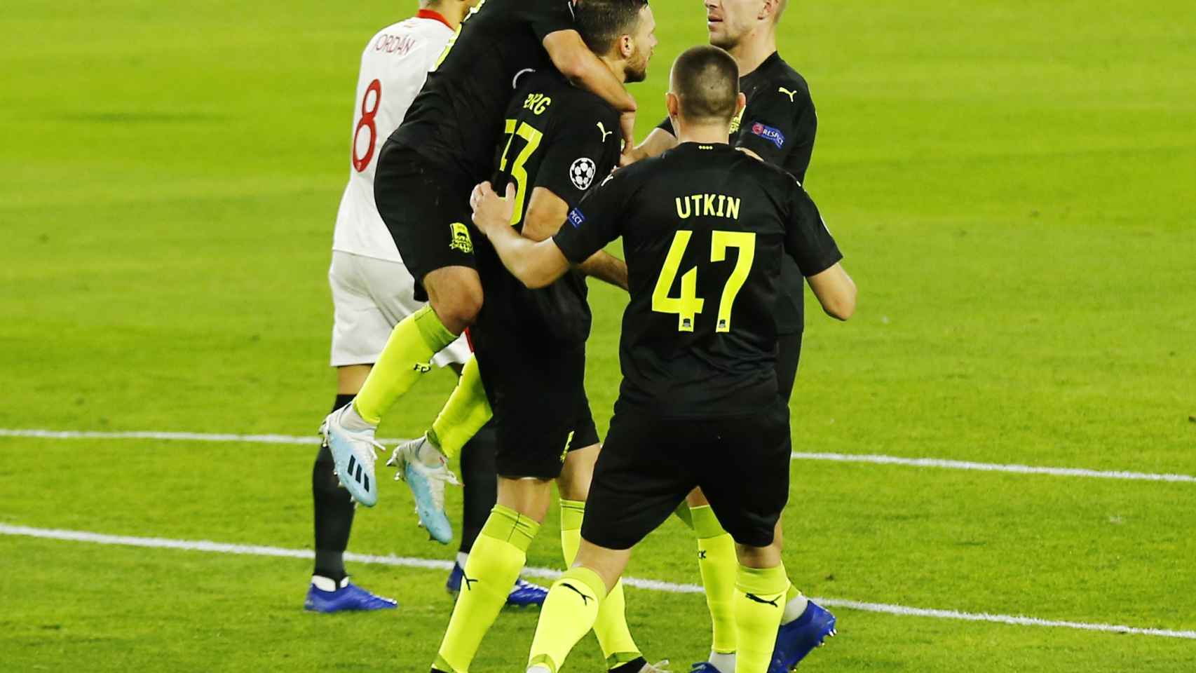 El Krasnodar celebra su gol ante el Sevilla