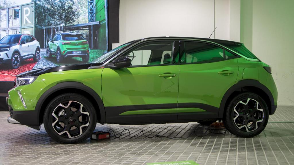 El Opel Mokka es un rival de modelos como el Seat Arona, Peugeot 2008 o Renault Captur.