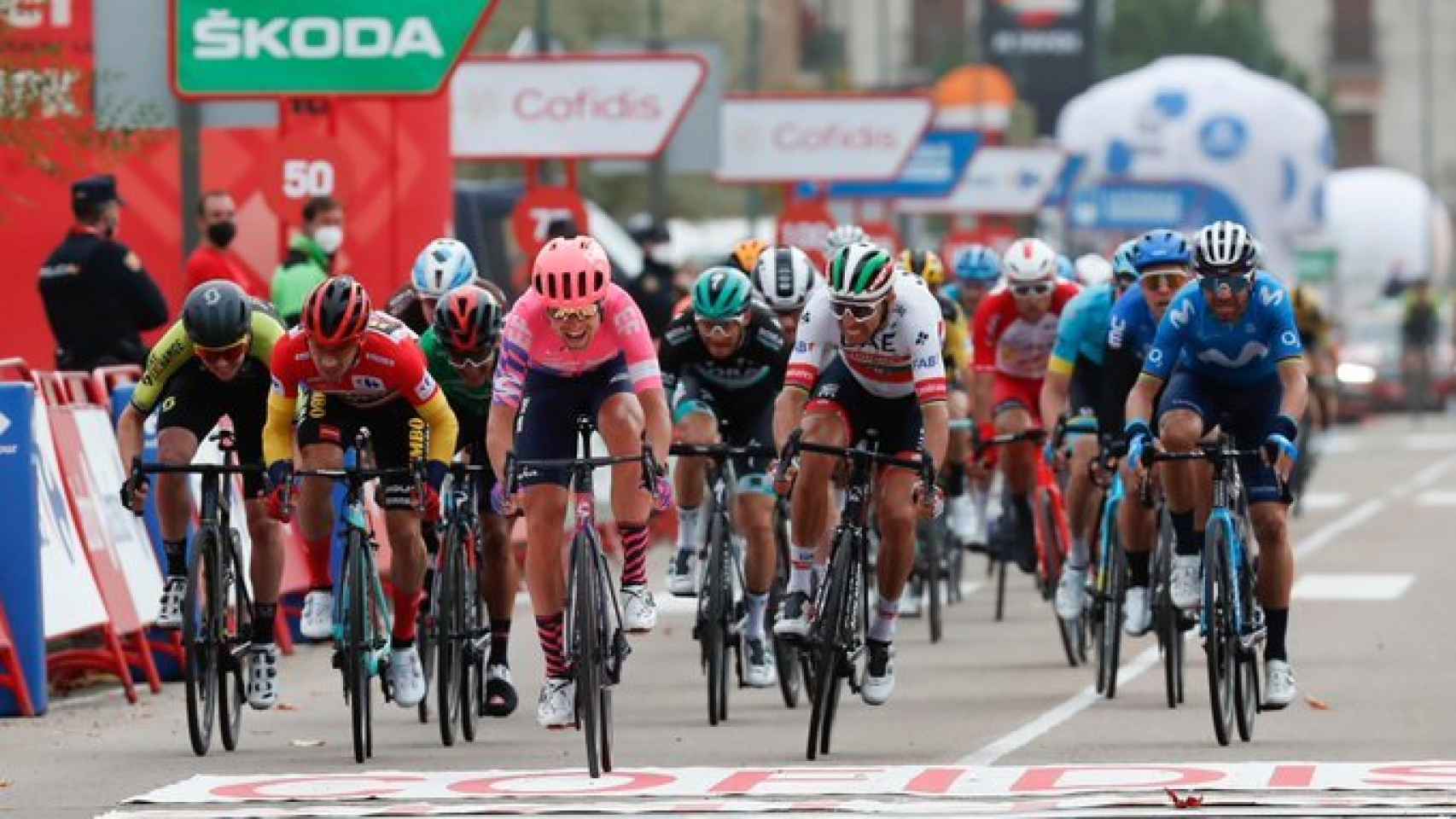 Nielsen se impone en la etapa 16 de La Vuelta 2020
