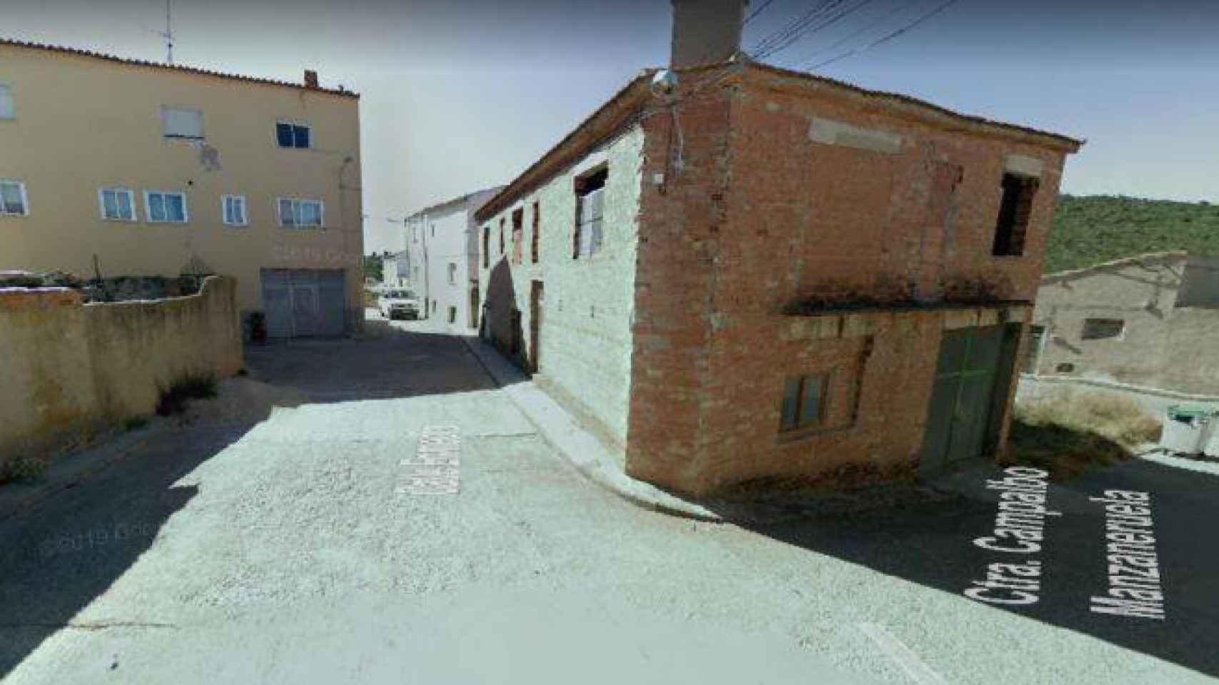 Calle Enmedio de Manzaneruela (Foto: Google)