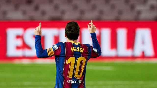 Messi celebra uno de sus goles ante el Betis