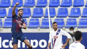 Rafa Mir celebra su gol en el Huesca - Eibar