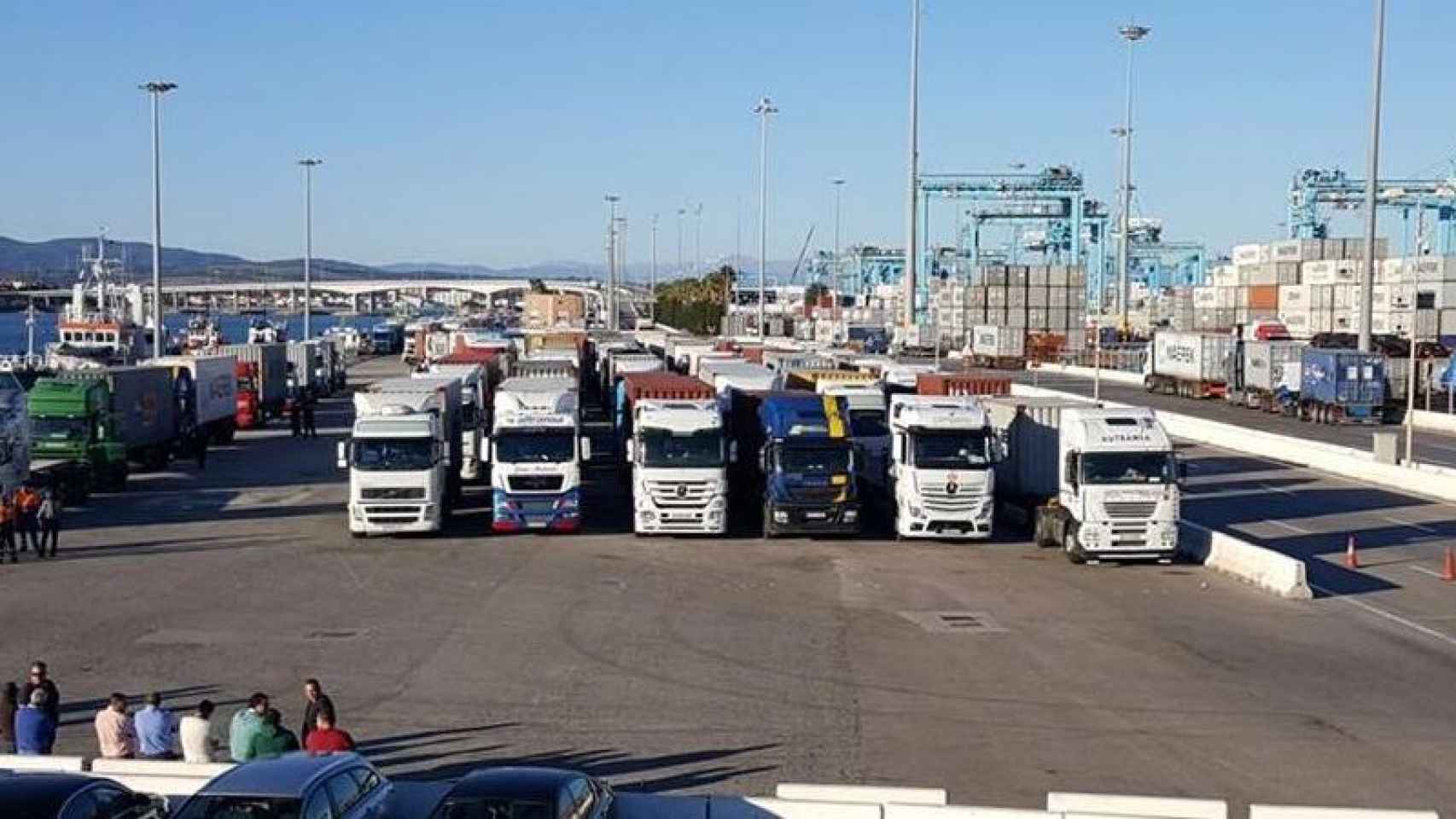 Camiones en el puerto de Algeciras.