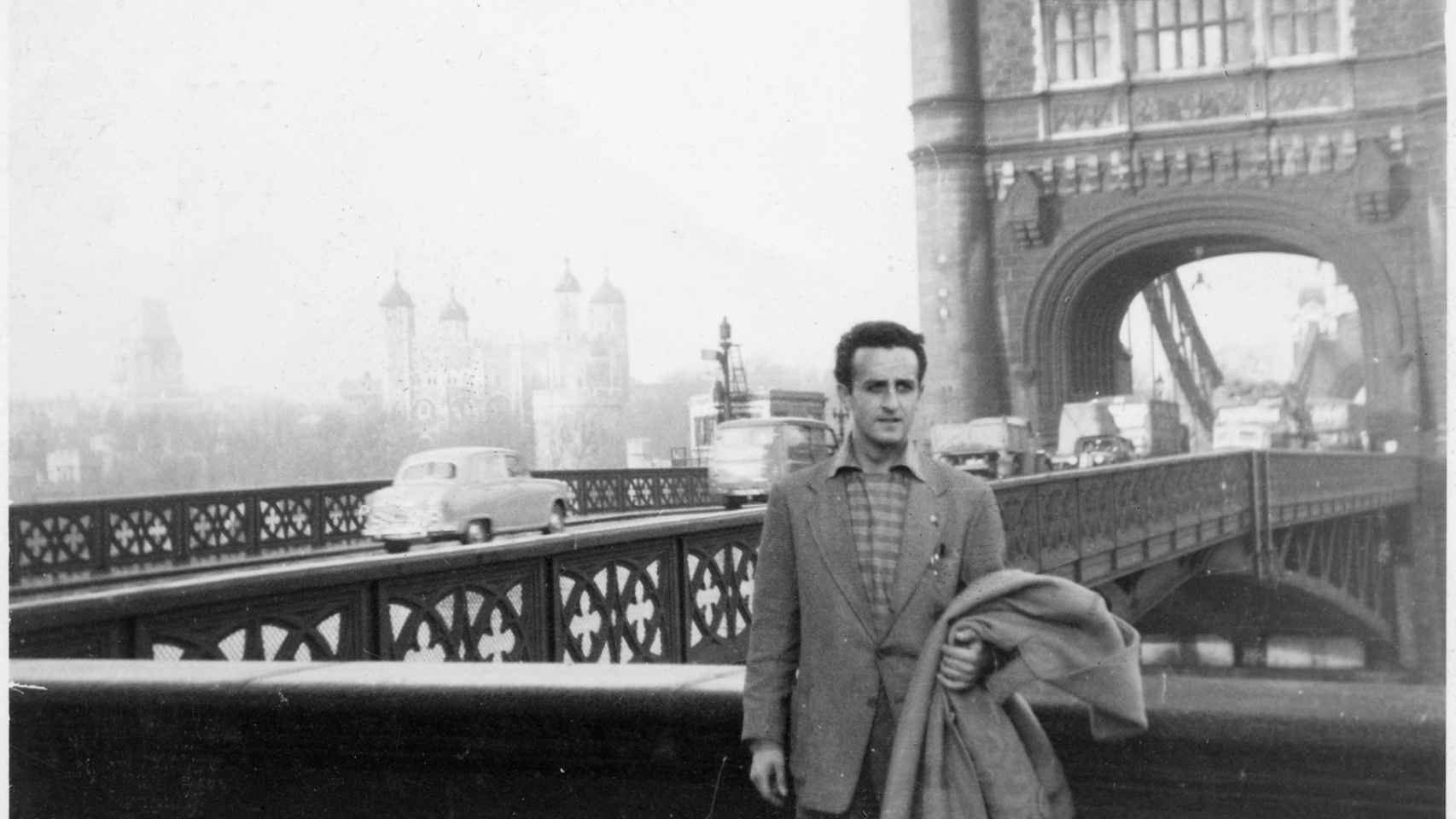 El abuelo de la familia, Javier Chamarro Tormo, durante su estancia en Londres.