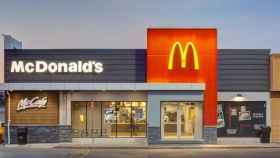 McDonald’s retocará su formato: solo pedidos para llevar en restaurantes y ofertas digitales