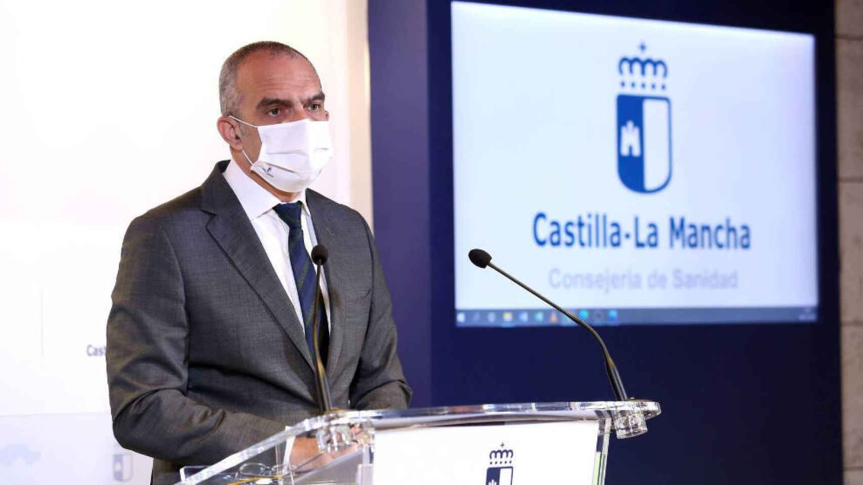 Juan Camacho, director general de Salud Pública de Castilla-La Mancha, este lunes en rueda de prensa. Foto: Óscar Huertas
