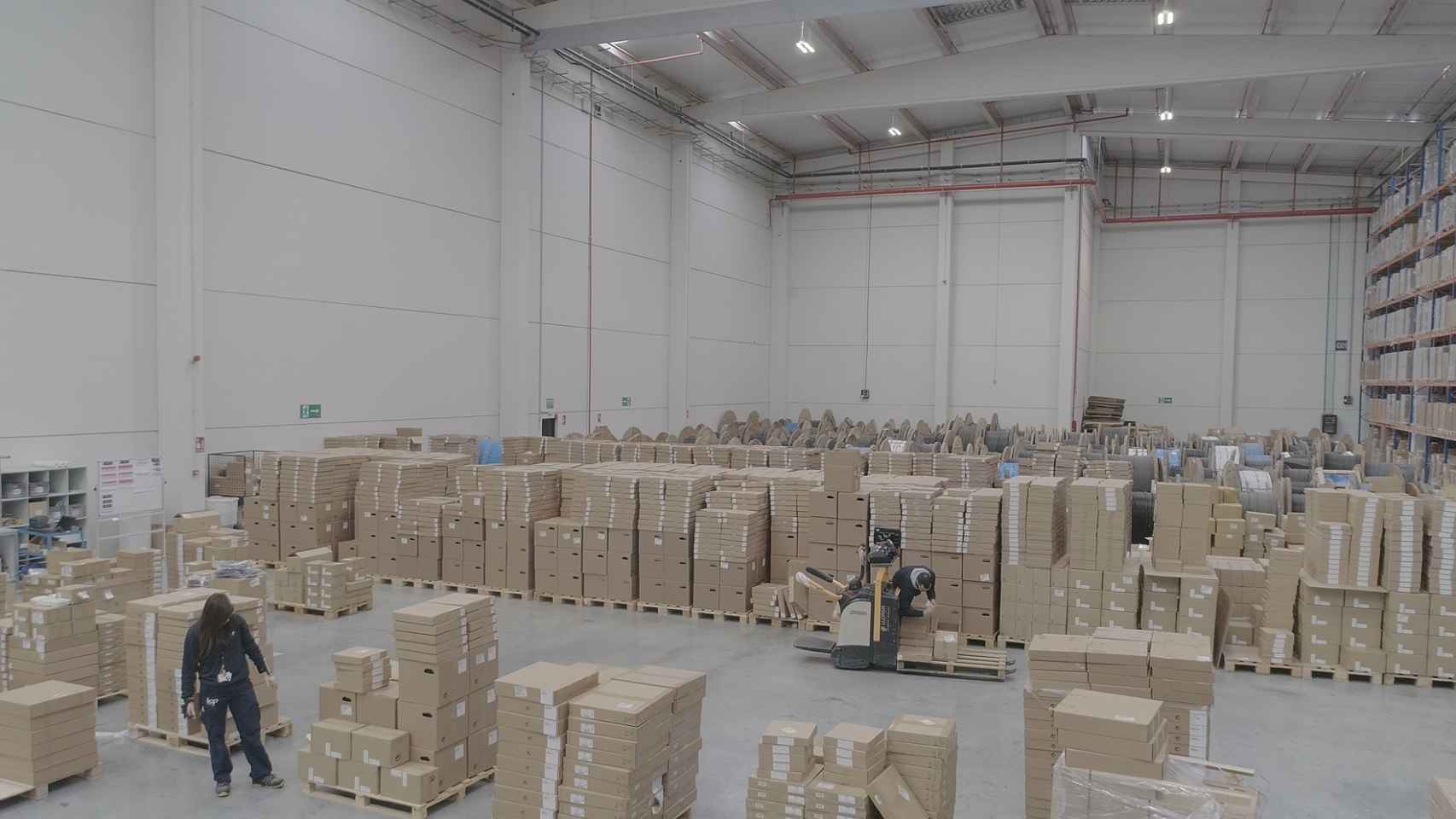 AliExpress amplía su capacidad logística con tres almacenes cerca de Madrid