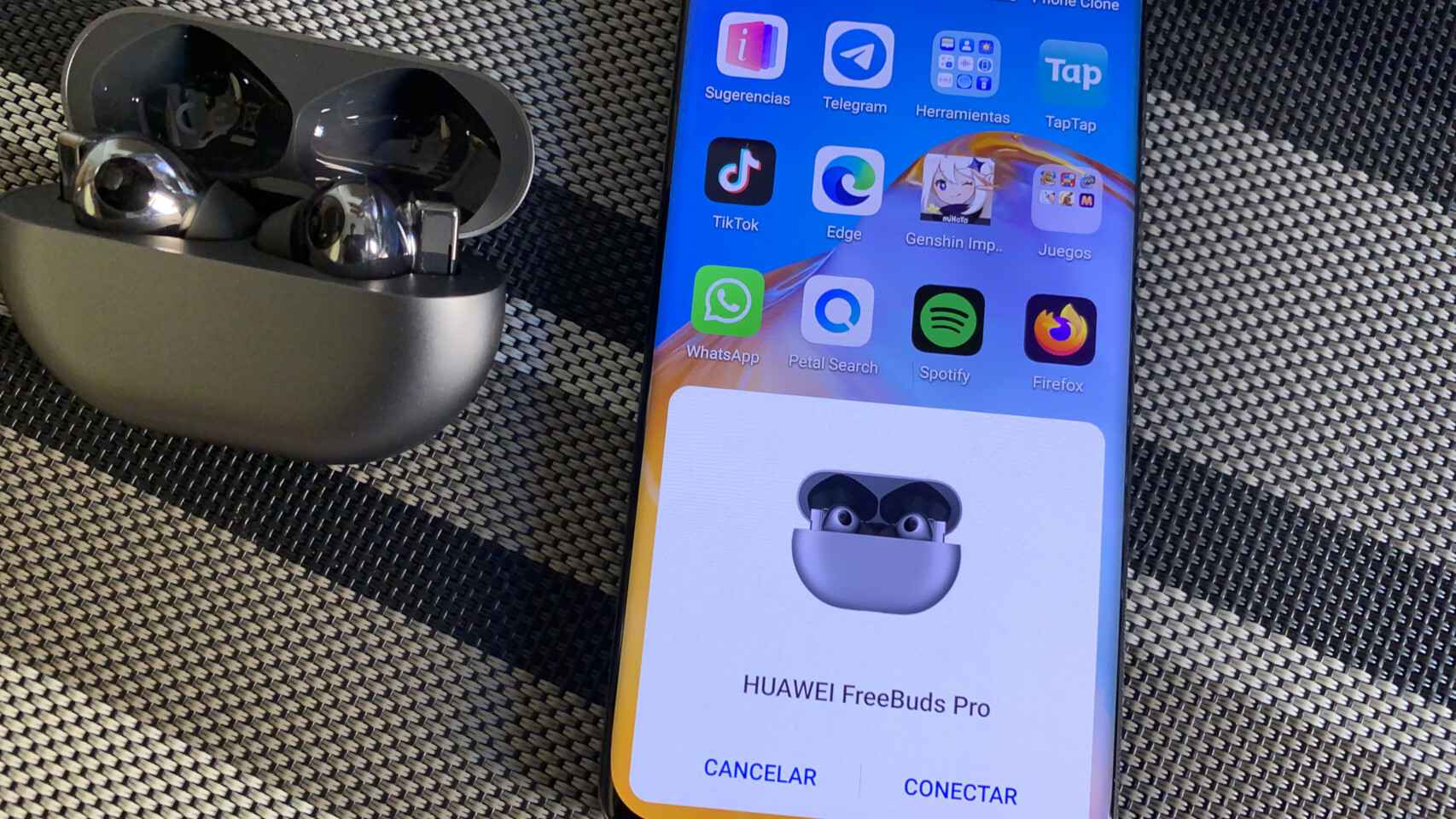 La experiencia con los Huawei FreeBuds Pro es directa y sencilla