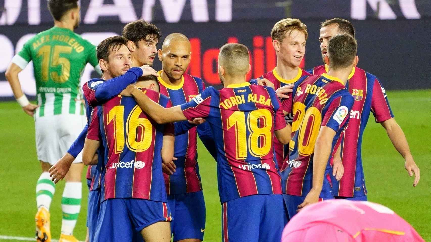 La plantilla del FC Barcelona celebra un gol