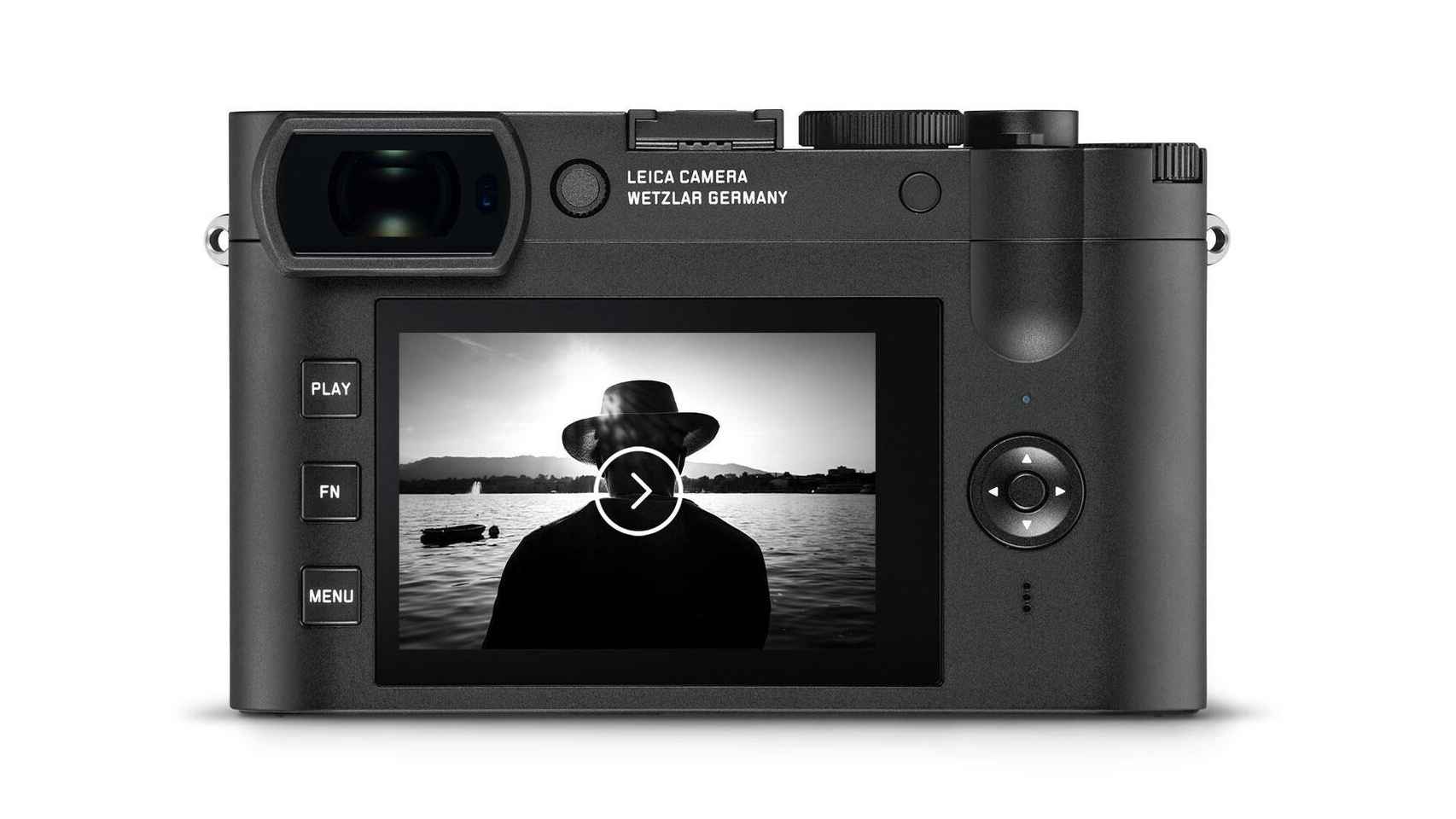 Una cámara para fotografías en blanco y negro.