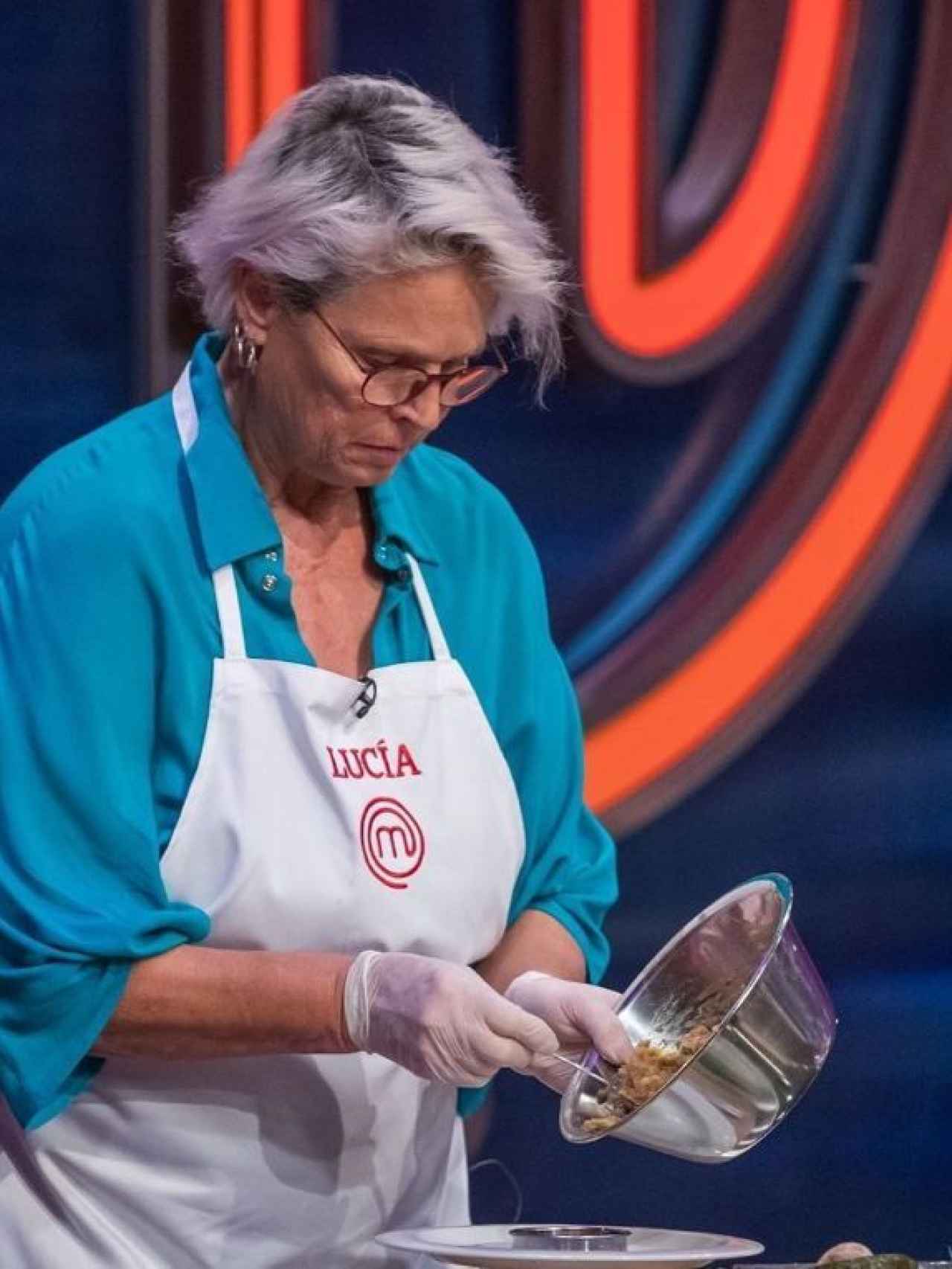Lucía Bosé en las cocinas de 'Masterchef Celebrity'.