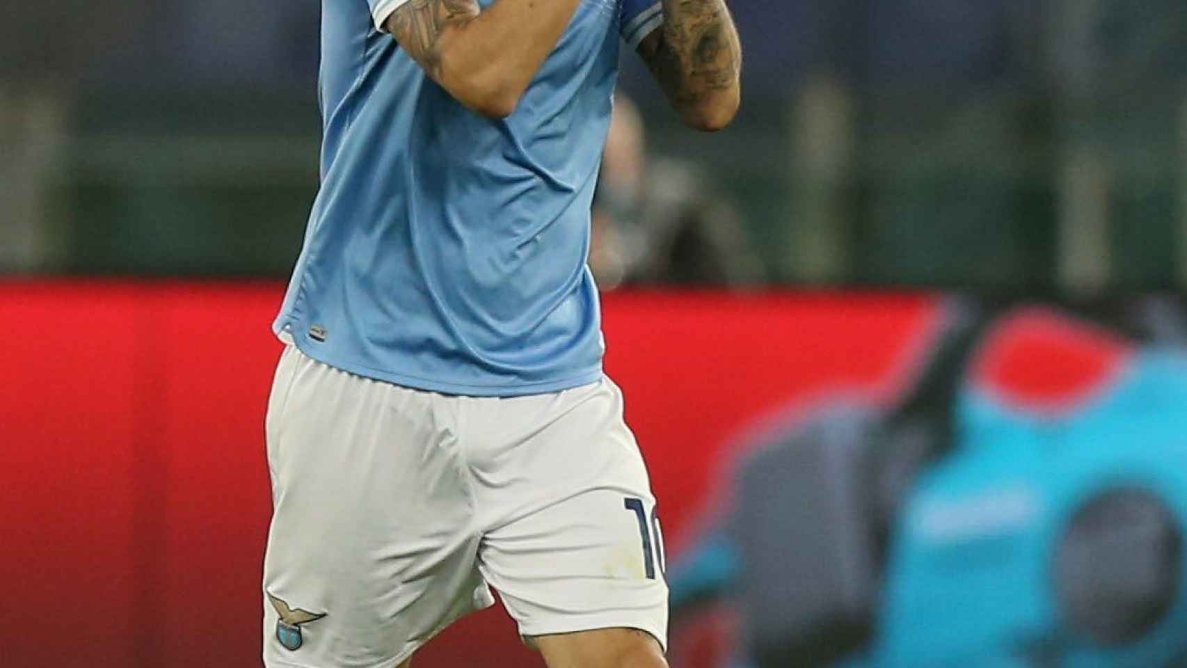 Luis Alberto celebra un gol con la Lazio