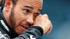 Lewis Hamilton, entre lágrimas tras ganar su séptimo Mundial de Fórmula 1